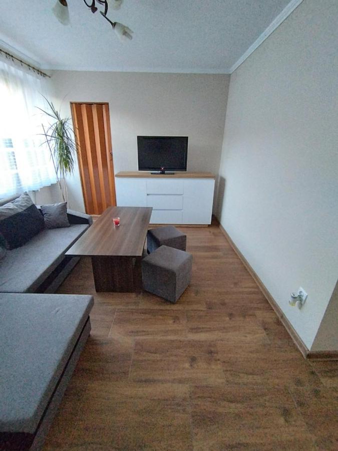 Apartament Przy Dworcu W Sanoku Dış mekan fotoğraf
